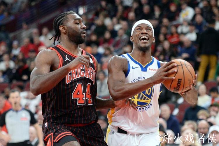 全队7人得分上双 勇士力擒公牛 全队7人得分上双 勇士力擒公牛